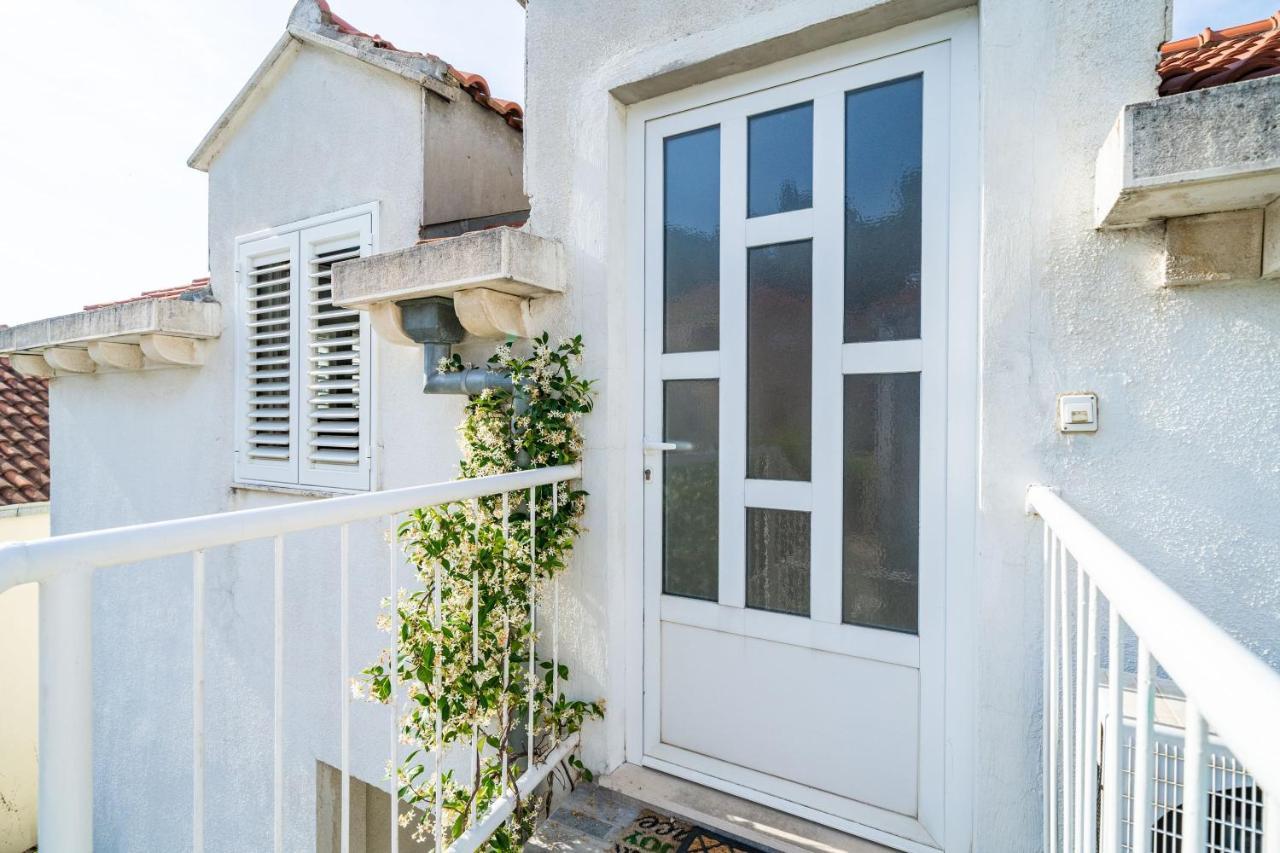 Apartment Matej ดูบรอฟนิก ภายนอก รูปภาพ